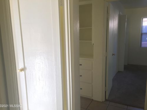 2554 Flanwill Blvd, Tucson AZ 85716-2251 exterior