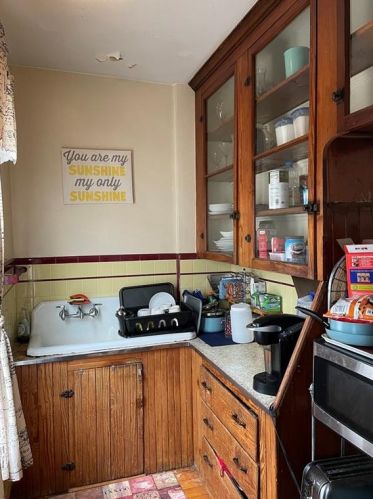 38 Irving St, Providence RI 02904-4752 exterior