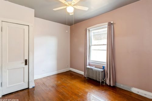 5312 California, Chicago IL 60625-3413 exterior