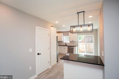 5809 Ditman St, Philadelphia PA 19135-4043 exterior