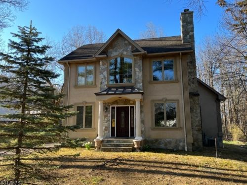 86 Mount Pleasant Ave, Dover NJ  07801-1604 exterior