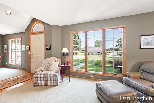 1069 Randall Rd, Meskegon MI 49441-4870 exterior