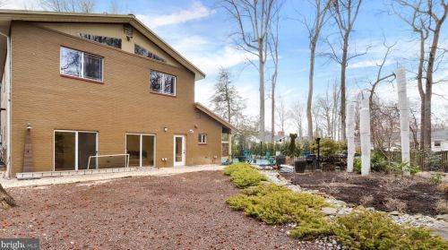 4512 Dolphin Ln, Alexandria VA 22309-3110 exterior