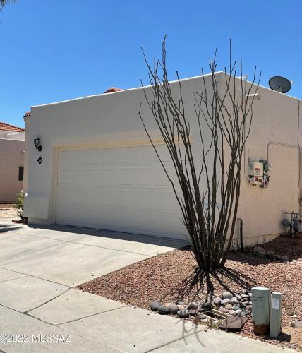 2681 Camino De Las Grutas, Tucson, AZ 85742-9269