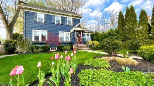 314 Claremont Pl, Cranford, NJ 07016-2217