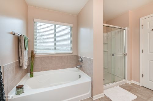 1103 Hamilton St, Joliet IL 60404-7249 exterior