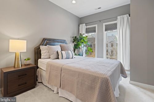 1016 4 St, Washington DC 20001-2516 exterior