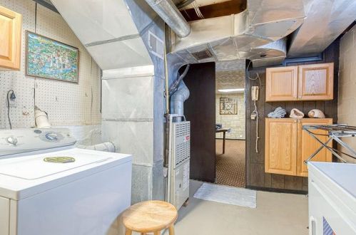 393 Faith Dr, Pittsburgh PA 15236-4003 exterior