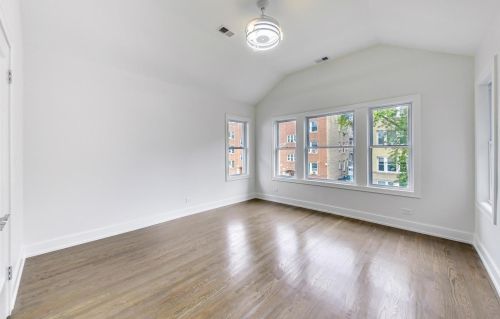 3111 Leland Ave, Chicago IL  60625-4406 exterior