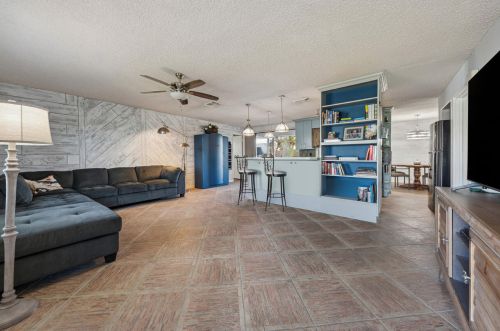 2388 14th Ave, Boynton Beach, FL 33426-5871