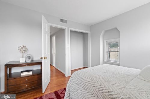 716 13th St, Washington DC  20002-4463 exterior