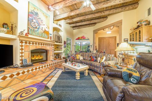 4104 Lindstrom Pl, Tucson, AZ 85750-2062