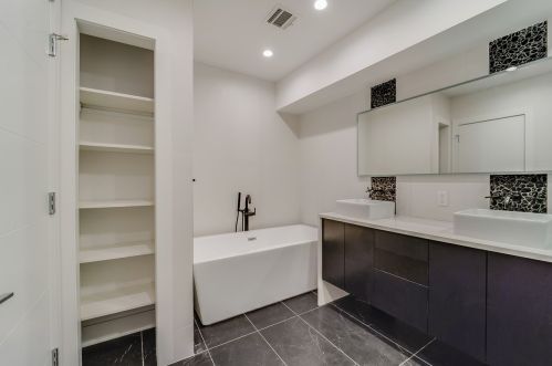 365 Park Ave, Union City NJ 07086-6757 exterior