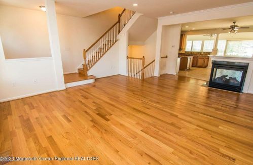 29 Pate Dr, Middletown NJ  07748-1751 exterior