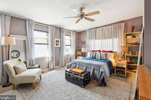 1331 Dickinson St, Philadelphia PA 19147-6211 exterior