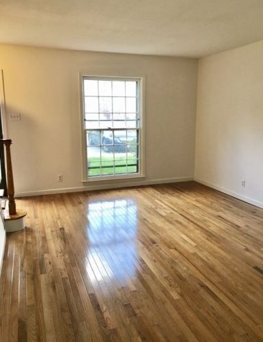 28 Smithfield Ct, Springfield, MA 01108-3130