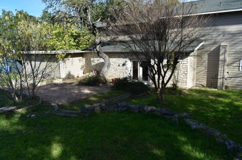 5708 Beacon Dr, Austin TX 78734-1417 exterior