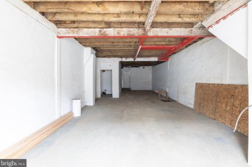 2320 2nd St, Philadelphia PA 19133-3303 exterior