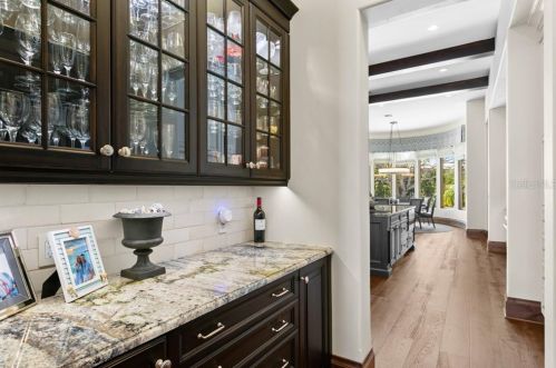 2621 Dundee St, Tampa FL  33629-7516 exterior