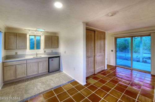 9731 Morrill Way, Tucson AZ 85749-8550 exterior