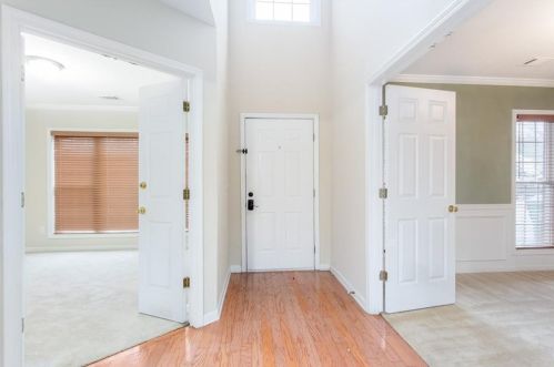 5813 Poppy Tree Ln, Tucker GA  30084-2097 exterior