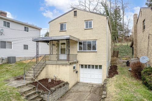1306 Carnahan Rd, Pittsburgh, PA 15220-4012
