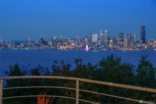 2306 37th Ave, Seattle WA  98126-2010 exterior