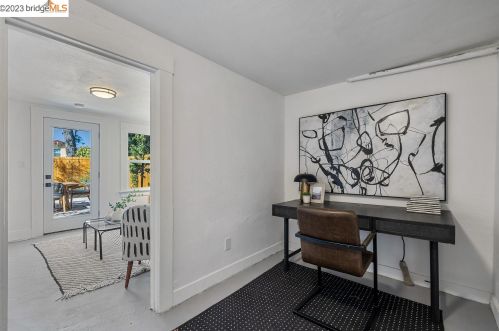 1307 Haskell St, Berkeley CA 94702-2415 exterior