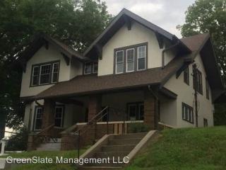 722 37th St, Omaha NE  68105-1248 exterior