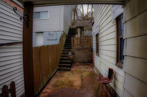 2512 Josephine St, Pittsburgh PA 15203-2411 exterior