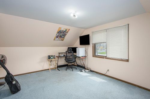 12167 Southgate Dr, Plainwell MI  49080-9052 exterior