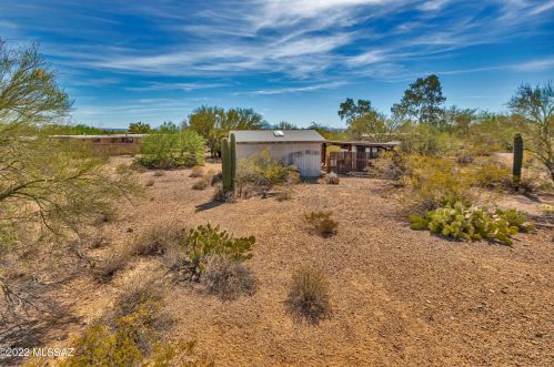 4105 Hogan Dr, Tucson AZ 85735-1809 exterior