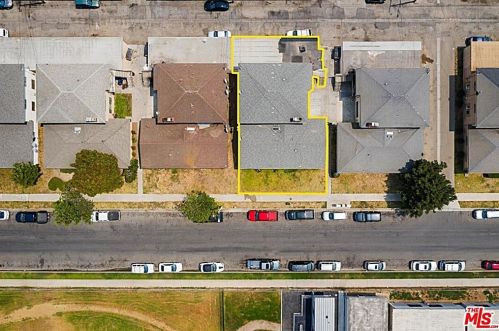 4600 Cloyne St, Oxnard CA 93033-7712 exterior