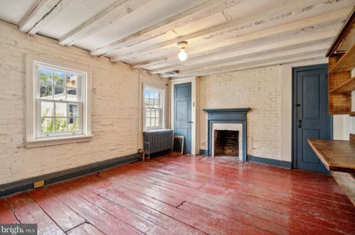 515 Delancey St, Philadelphia PA 19106-4105 exterior