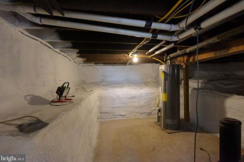 312 Raymond Ave, Alexandria VA 22301-1037 exterior