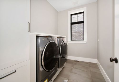 1928 Cleveland Ave, Chicago IL 60614-3749 exterior