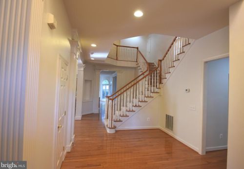 1358 Northwyck Ct, Mc Lean VA  22102-2609 exterior