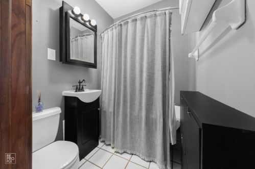 1717 Artesian Ave, Chicago IL 60629-1116 exterior