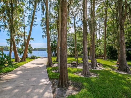 5105 Corvette Dr, Tampa FL 33624-1014 exterior