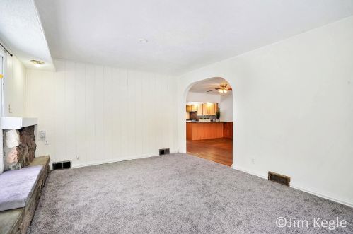 122 Lincoln St, Grant MI 49327-9115 exterior