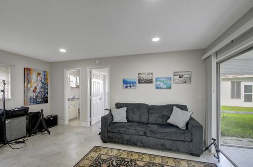 716 18 St, Boynton Beach FL 33426-5450 exterior