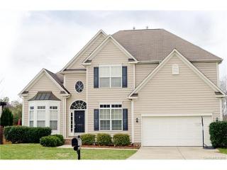 2262 Elendil Ln, Charlotte NC  28269-6974 exterior