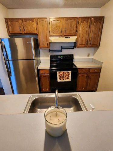 209 Judd Sq, Wallingford, CT 06492