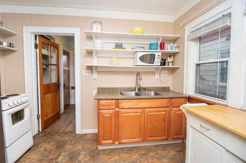 2040 70, Milwaukee WI 53223-2151 exterior