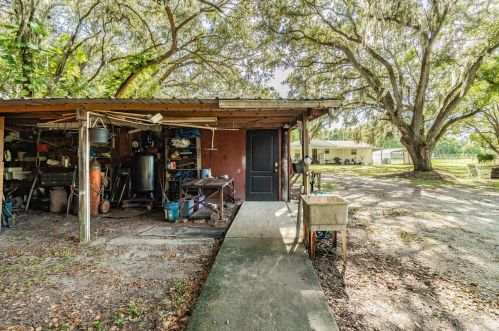 6809 Mary Lou Dr, Riverview FL 33578-9575 exterior