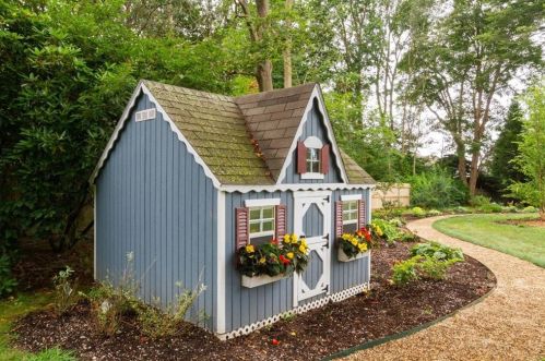 31 Bowery St, Middletown RI 02840-3560 exterior