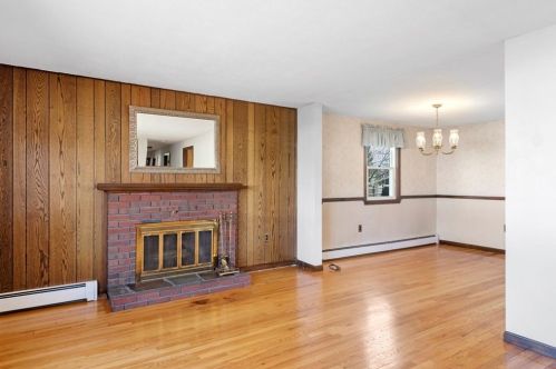 3 Dibiase St, Salem MA 01970-1031 exterior