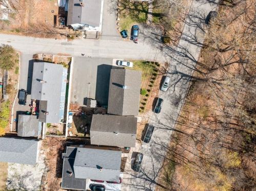 4 Lewis St, Woonsocket RI 02895-1905 exterior