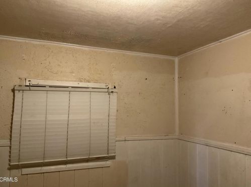 126 Garfield Ave, Oxnard CA 93030-5412 exterior