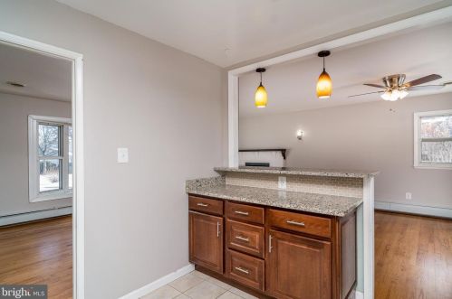 506 Elizabeth Rd, Glen Burnie MD 21061-4638 exterior